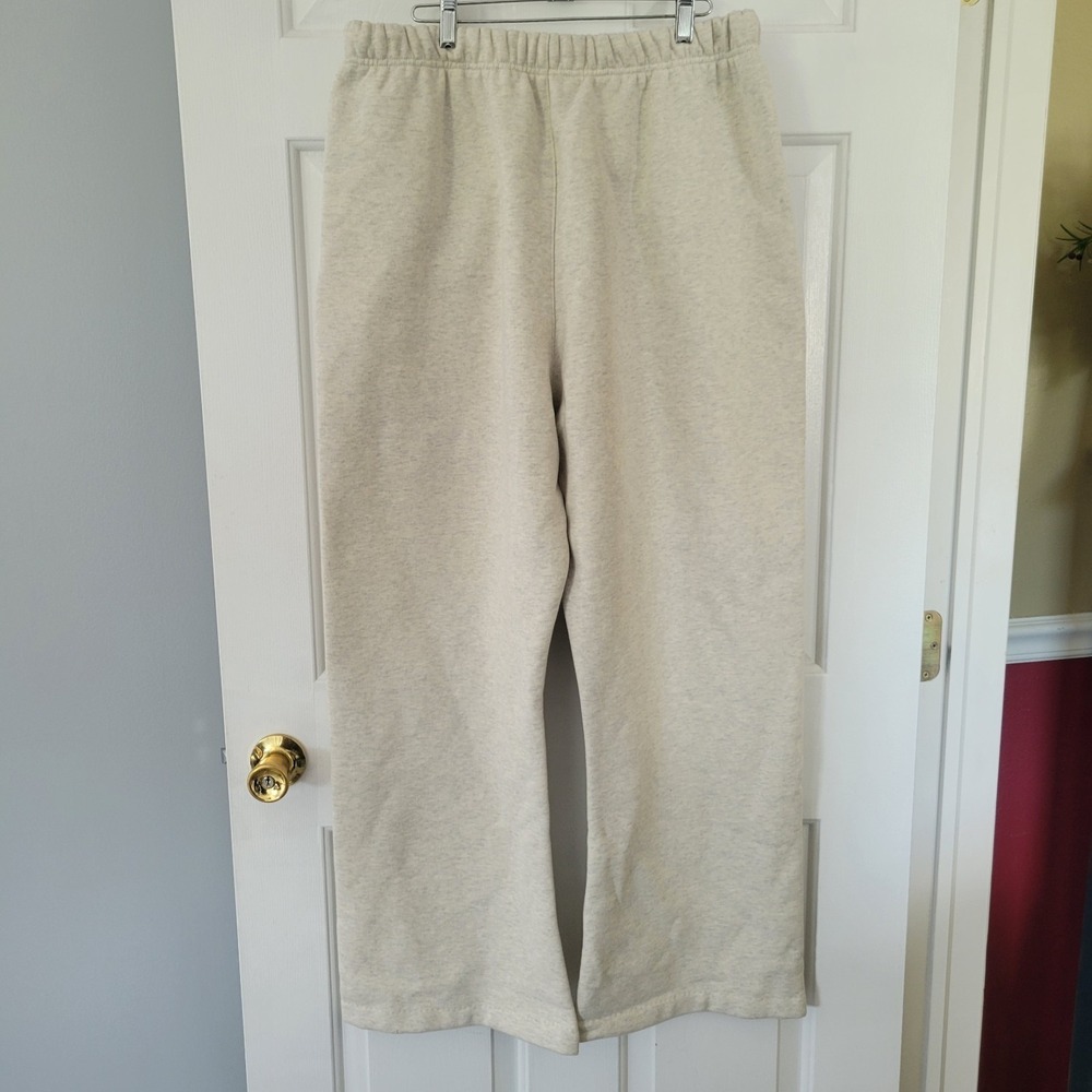 Fear Of God Essentials FOG Flare Sweatpants Mens Large Cream Oatmeal NWOT - Picture 4 of 10